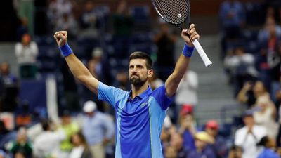 US Open, Day 5 Round-up: Djokovic stages stunning comeback to beat Djere; Iga Swiatek rocks childhood friend, Rybakina out SportsTak