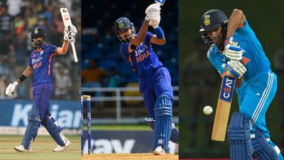 WATCH: Indian batters including KL, Shreyas, Gill toil hard with batting drills in indoor nets ahead of Pakistan clash SportsTak