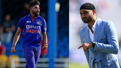 ‘He should play before Siraj’: Harbhajan Singh wants Rohit to prefer seasoned pacer for India's crunch game against Pakistan SportsTak