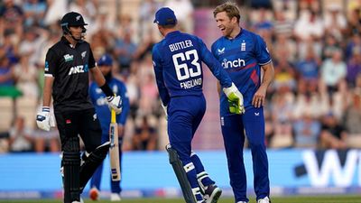 7 wickets fall for 36 runs! New Zealand collapse in run chase, lose to England by 79 runs in second ODI SportsTak