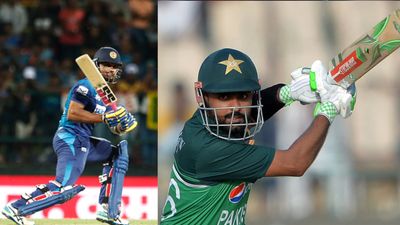 SL vs PAK, Asia Cup: Babar makes surprise change in Playing XI to bring back star player, Lanka bowl first in 45-over-a-side clash SportsTak