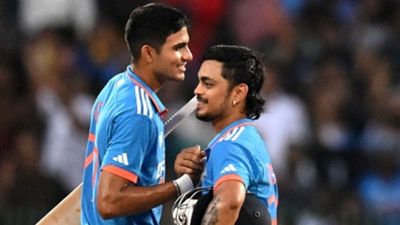 'He has a bright future ahead of him': Sunil Gavaskar lavishes profound praise on India's 'unsung hero' of Asia Cup triumph SportsTak