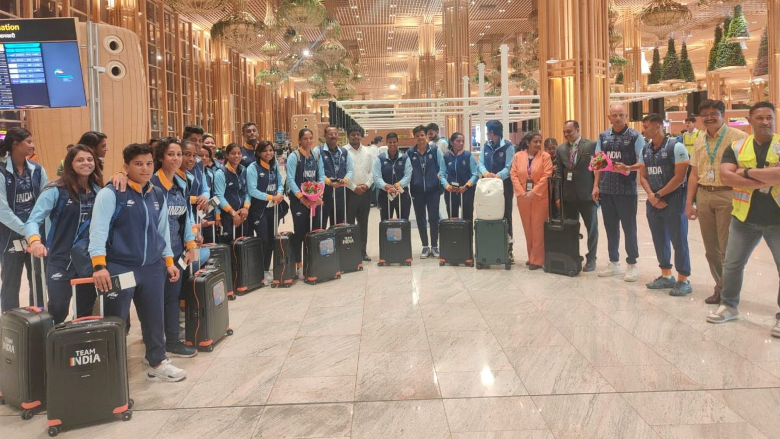 Asian Games 2023: India sent in to bat first in skipper Harmanpreet Kaur's absence as Quarterfinal action gets underway Asian Games 2023: India sent in to bat first in skipper Harmanpreet Kaur's absence as Quarterfinal action gets underway