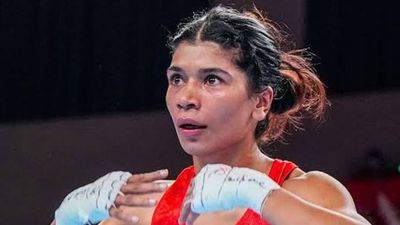 Nikhat Zareen soars to quarterfinals in Asian Games boxing; Shiva Thapa and Sanjeet bow out SportsTak