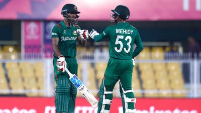 ODI World Cup Warm-up: Shakib-less Bangladesh thump Sri Lanka by 7 wickets with 8 overs to spare; Tamim Iqbal's replacement shines bright Tanzid Hasan and Mehidy Hasan Miraz of Bangladesh interact during the Bangladesh and Sri Lanka warm-up match prior to the ICC Men's Cricket World Cup at Assam Cricket Association Stadium on September 29, 2023 in Guwahati, India.