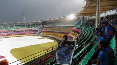 World Cup 2023: India vs England warm-up match cut-off time revealed, teams head back to hotel after long wait World Cup 2023: India vs England warm-up match cut-off time revealed, teams head back to hotel after long wait