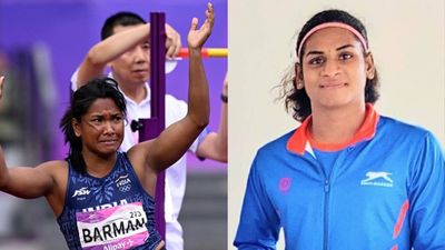 'Nandini is a transgender: Indian Heptathlete Swapna Burman makes heavy accusation against bronze medallist, says she wants her medal back Indian heptathlon athletes