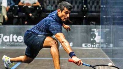 Asian Games 2023: Saurav Ghosal signs off with silver medal after loss in final to Malaysia's Wain Yow Indian squash star Saurav Ghosal.