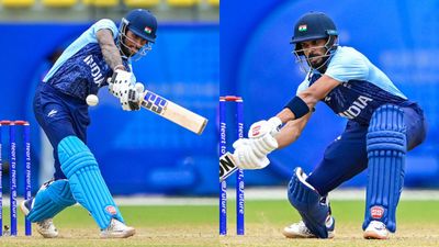 Asian Games 2023: Ruturaj-Tilak duo combine for 9 sixes and 6 fours while chasing 97-run target as India storm into final Tilak Varma (L) and Ruturaj Gaikwad (R).