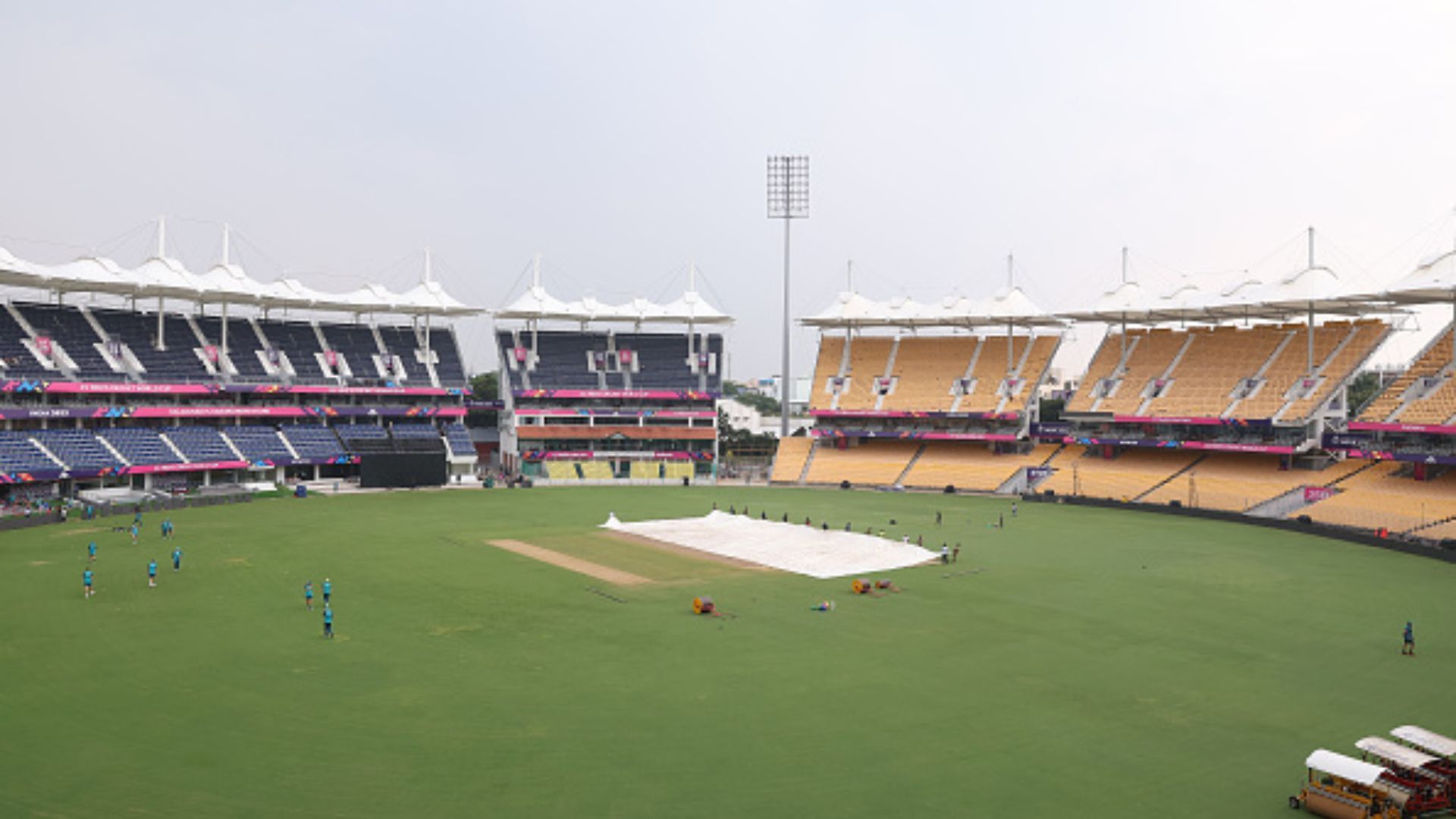 ODI World Cup 2023, IND vs AUS Weather Report: Skies likely to remain cloudy in Chennai but will rain play spoilsport? Check here ODI World Cup 2023, IND vs AUS Weather Report: Skies likely to remain cloudy in Chennai but will rain play spoilsport? Check here