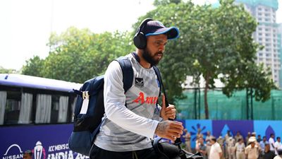 Sri Lanka wicketkeeper Kusal Mendis taken to hospital in Hyderabad after 122-run knock against Pakistan Sri Lanka's Kusal Mendis (Getty Images)
