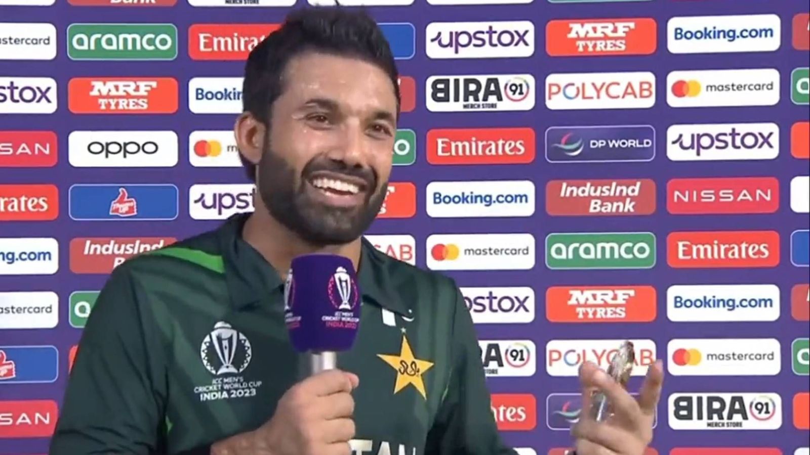 'Sometimes cramps and sometimes I was acting': Mohammad Rizwan's honest admission after spectacular ton in record-breaking run chase Mohammad Rizwan in the post-match presentation (Screengrab: Hotstar)