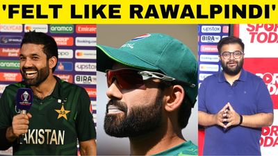 'PAKISTAN JEETEGA' chant Indian fans in the stadium | Sports Today SportsTak