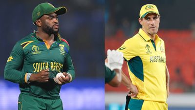 AUS vs SA, ODI World Cup: Pat Cummins makes two big changes against South Africa, know playing XIs of both teams South Africa skipper Temba Bavuma (left) and Australia captain Pat Cummins in this frame.