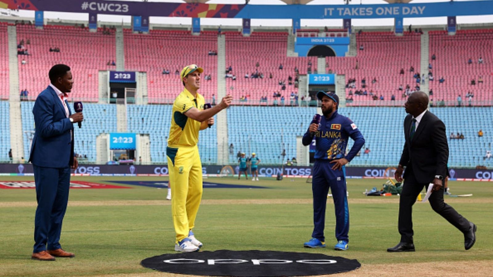 AUS vs SL, ODI World Cup: Bruised Australia continue with same Playing XI, Sri Lanka to bat first with two injury-forced changes Pat Cummins of Australia flips the coin as Kusal Mendis of Sri Lanka looks on ahead of the ODI Cricket World Cup match between Australia and Sri Lanka
