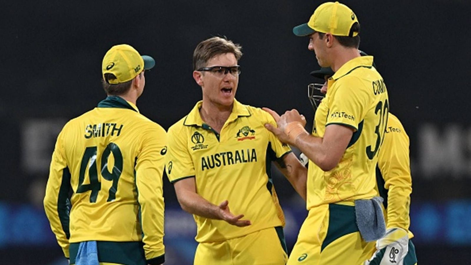 Zampa, Marsh return to form as five-time World Champions rise from bottom of the table with easy 5-wicket win over Sri Lanka Adam Zampa celebrates a wicket with teammates (Getty Images)