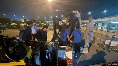WATCH: Team arriving in Pakistan for World Cup qualifiers forced to transport luggage in mini truck; players crammed into one small van Cambodian national team arrive in Pakistan for the FIFA World Cup qualifiers