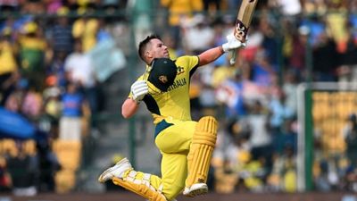 AUS vs PAK: David Warner equals Virat Kohli's record after haunting Pakistan with blistering 163 Australian batter David Warner celebrating his century against Pakistan in the ODI World Cup. (Getty Images)