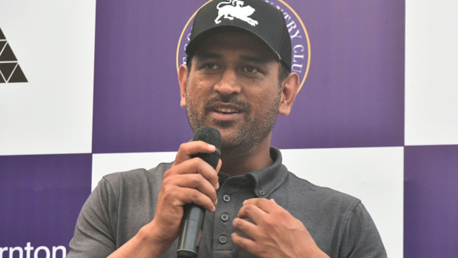 'Samajhdaar ko ishara kaafi hai': MS Dhoni opens up on Team India's chances of winning ODI World Cup Former India captain MS Dhoni.
