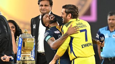 'Looked very well-scripted...': What was this controversial statement made by MS Dhoni of CSK vs GT IPL 2023 final? Gujarat Titans skipper Hardik Pandya facing off against MS Dhoni of CSK.