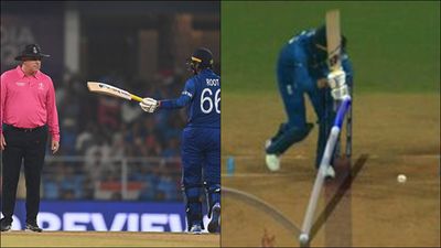 Frustrated Joe Root shows bat to umpire after DRS does not go his way, video goes viral Joe Root shows the bat to umpire before walking off the ground (Getty Images)