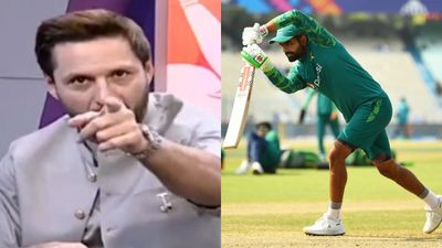 Shahid Afridi drops another huge statement on Babar Azam, cites Kohli and Rahul's example to prove his point Shahid Afridi (L) and Babar Azam (R).