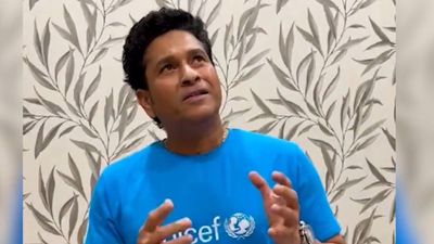 'It is a reflection of your commitment': Sachin Tendulkar reveals why 'Best Fielder' award is important for Team India in emotional video Indian legend Sachin Tendulkar during the 'Best Fielder' Award.