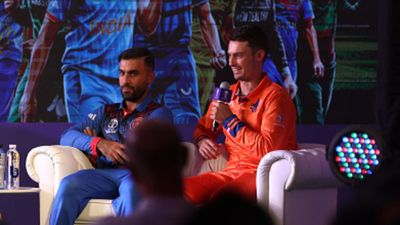NED vs AFG: Afghanistan pacer misses 'home game' as World Cup underdogs play four spinners; check playing XIs here Afghanistan skipper Hashmatullah Shahidi with Netherlands skipper Scott Edwards.
