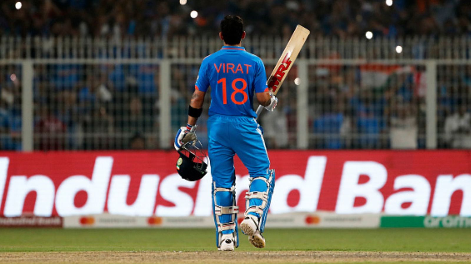 WATCH: Roaring fans at Eden Gardens break into thunderous cheer to celebrate Virat Kohli's special 49th ODI century WATCH: Roaring fans at Eden Gardens break into thunderous cheer to celebrate Virat Kohli's special 49th ODI century