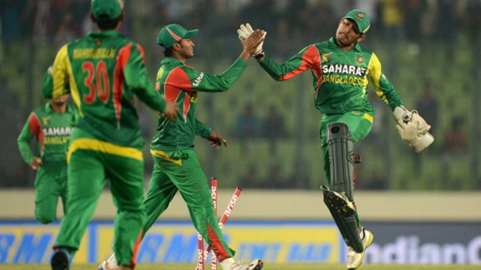 Bangladesh name Anamul Haque as Shakib Al Hasan's replacement for Australia clash Shakib Al Hasan celebrating a wicket with Anamul Haque (File Photo: Getty Images)