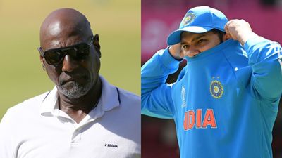 Legendary Sir Viv Richards offers huge advice to Team India on how to deal with 'fears of a bad game in the semi-final' Sir Viv Richards (L) and Rohit Sharma (R).