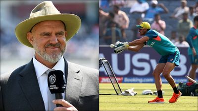 'The last thing you want to do is break a finger': Matthew Hayden lashes out at Mitchell Starc for wicketkeeping drills Mitchell Starc doing wicketkeeping drills before Bangladesh clash (Getty Images)