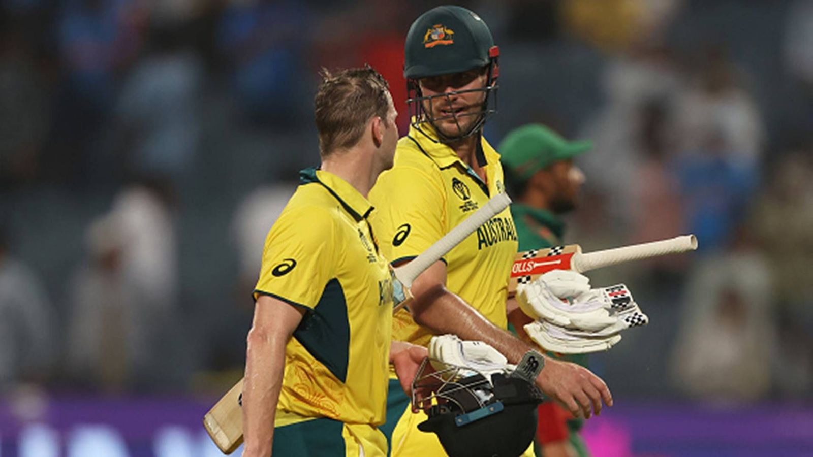 Mitchell Marsh's record-breaking 177 helps Australia pull off their biggest World Cup run chase with 8-wicket win over Bangladesh Mitchell Marsh and Steve Smith after pulling off Australia's record-breaking run chase (Getty Images)