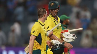 Mitchell Marsh's record-breaking 177 helps Australia pull off their biggest World Cup run chase with 8-wicket win over Bangladesh Mitchell Marsh and Steve Smith after pulling off Australia's record-breaking run chase (Getty Images)
