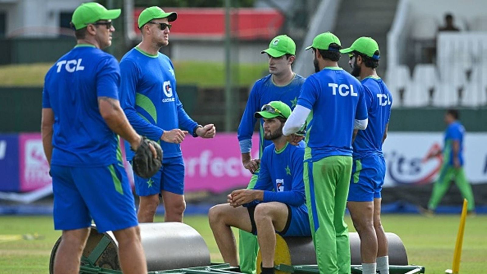 Just two days after exit from World Cup 2023, Pakistan bowling coach Morne Morkel resigns ahead of Australia tour Former Pakistan bowling coach Morne Morkel talking to players during a training session (File Photo: Getty Images)