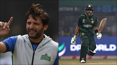 'There was never a sword hanging over his head': Shahid Afridi feels 'younger brother' Babar Azam couldn't improve as captain Shahid Afridi (left), Babar Azam during Pakistan's last World Cup 2023 clash against England (Getty Images)