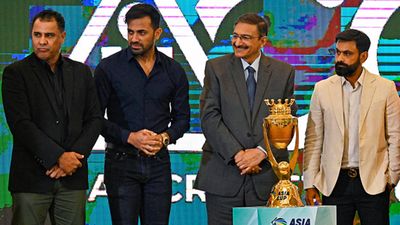 Disarray in PCB, Zaka Ashraf sacks entire selection committee after horror show in World Cup 2023 PCB chief Zaka Ashraf with former Pakistan cricketers Wahab Riaz, Waqar Younis and Mohammad Hafeez (File Photo: Getty Images)
