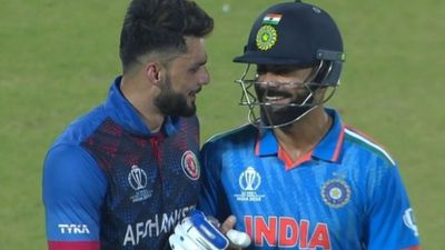 'Virat Kohli told me let's finish it. He also said...': Naveen-ul-Haq reveals whose idea was it to bury the hatchet Naveen-ul-Haq and Virat Kohli.