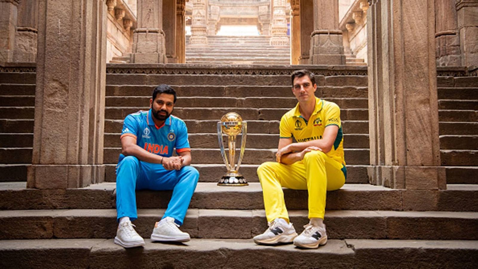 IND vs AUS: Who will win the World Cup 2023 trophy if the India-Australia final ends in a tie? Rohit Sharma and Pat Cummins posing with the World Cup 2023 trophy (Getty Images)