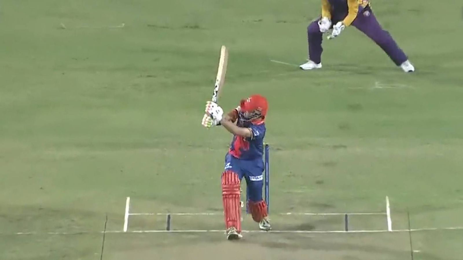 Watch: Gautam Gambhir wreaks havoc with 35-ball 63 for India Capitals on the eve of World Cup 2023 final clash Gautam Gambhir hits a six during Legends League Cricket 2023 opener (Screengrab: Fan Code)