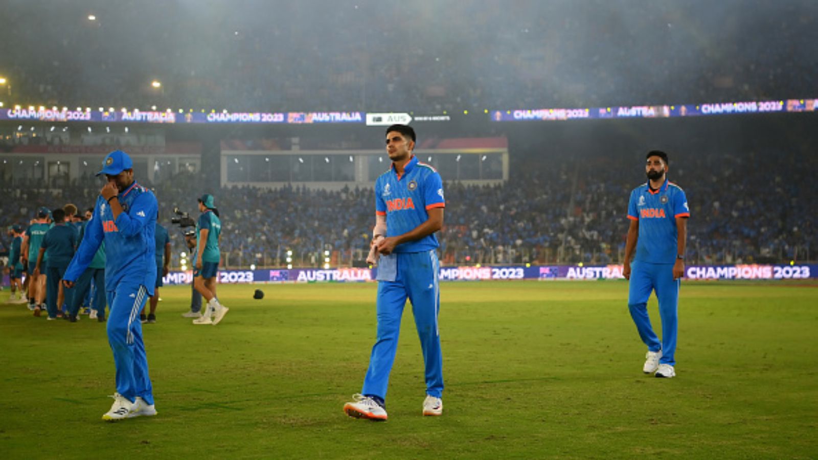 'Been almost 16 hours... sometimes giving everything isn't enough': Shubman Gill left grief-stricken after Australia loss India's Kuldeep Yadav, Shubman Gill and Mohammed Siraj cut a dejected figure following the ODI World Cup final against Australia at the Narendra Modi Stadium on November 19.