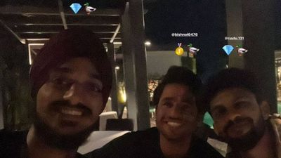 Arshdeep Singh posts hilarious story with batters who got out for ducks in first T20I against Australia Arshdeep Singh with Ravi Bishnoi and Ruturaj Gaikwad (Photo Credit: Arshdeep/Instagram)