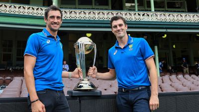 Mitchell Starc pays ultimate tribute to captain Pat Cummins, says 'we are standing here with the trophy because...' Mitchell Starc and Australian captain Pat Cummins pose with the ICC Men’s Cricket World Cup 2023 Trophy during a ICC Men's Cricket World Cup 2023 Trophy Media Opportunity at SCG, on November 28, 2023, in Sydney, Australia. (Getty Images)