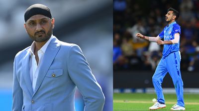'Lollipop de diya bande ko...': Harbhajan Singh takes a dig at Yuzvendra Chahal's snub from T20I series vs South Africa India spin legend Harbhajan Singh (left) and ace spinner Yuzvendra Chahal in this frame. (Getty)