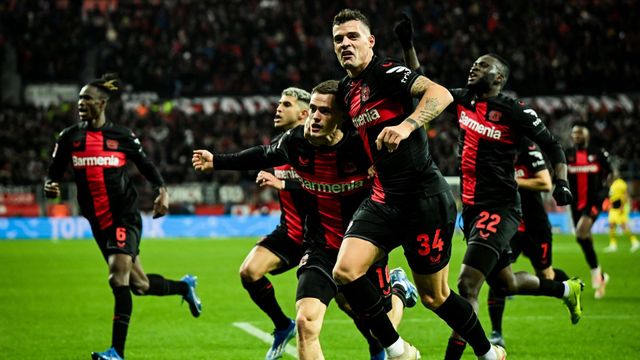 Bundesliga: Bayer Leverkusen retain unbeaten streak after holding 1-1 draw against Borussia Dortmund Bayer Leverkusen salvaged a draw in the 79th minute vs Borussia Dortmund to keep their unbeaten season alive. (PC: Twitter)
