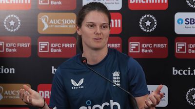 England wicketkeeper Amy Jones says her teammates will not be distracted by WPL auction during 2nd T20I versus India England wicketkeeper Amy Jones during the pre-match press conference in Mumbai (Getty Images)