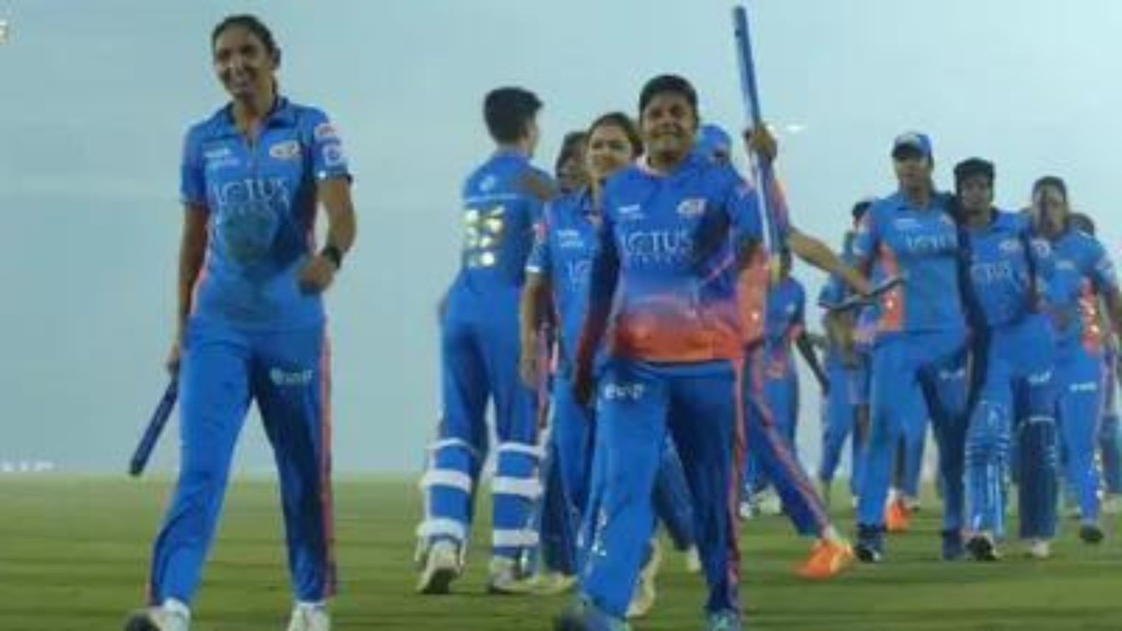 WPL 2024 Auction: Champions Mumbai Indians make less but strategic purchases, bring in star pacer; Know their full squad here Women's Premier League side Mumbai Indians celebrate their WPL 2023 trophy.