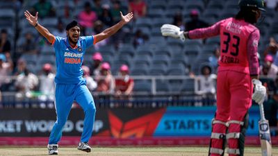 Arshdeep's maiden fifer and Avesh's four-fer help India bowl out South Africa for their lowest ODI total at home Arshdeep Singh appeals during first ODI of the series against South Africa in Johannesburg (Getty Images)