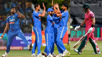 SA vs IND: After Arshdeep, Avesh's bowling blitzkrieg, Sudharsan, Shreyas' fifties bulldoze South Africa in 1st ODI India rocked South Africa by eight wickets in the first ODI at Wanderers stadium on December 17.