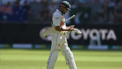Babar Azam brutally trolled for twin failure in 1st Test vs Australia, fan says 'Shardul Thakur has better batting average than him' Pakistan's Babar Azam leaves the field after being dismissed on Day 4 of the first Test match against Australia at Optus Stadium on December 17 in Perth. (Getty)